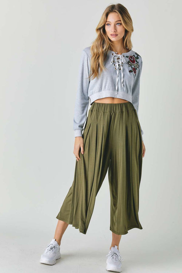 Floral Embroidered Cropped Sweatshirt - women's sweatshirt - SmartBuyApparel
